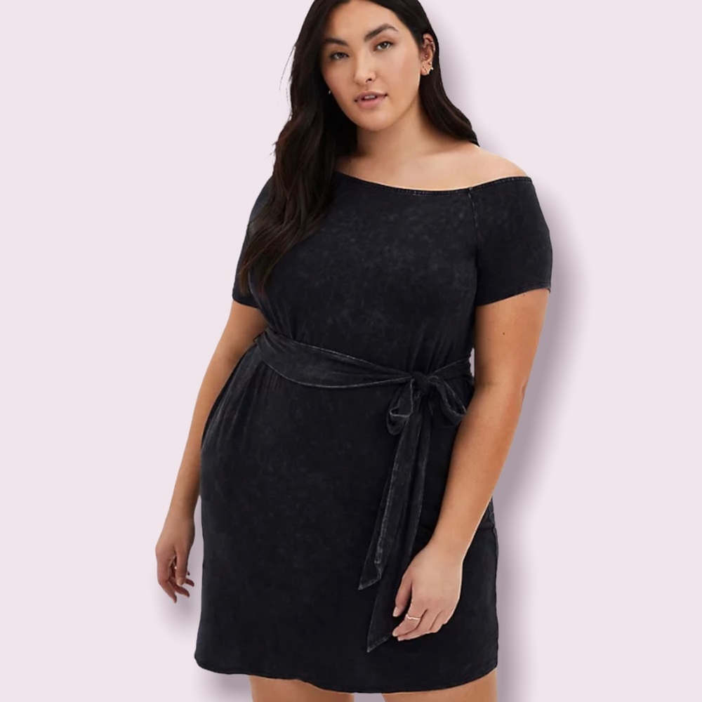 OFF-SHOULDER BLACK WASH SUPER SOFT T-SHIRT DRESS